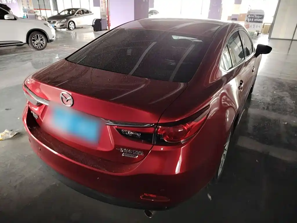 Atenza 2.0 L Blue Sky Luxury