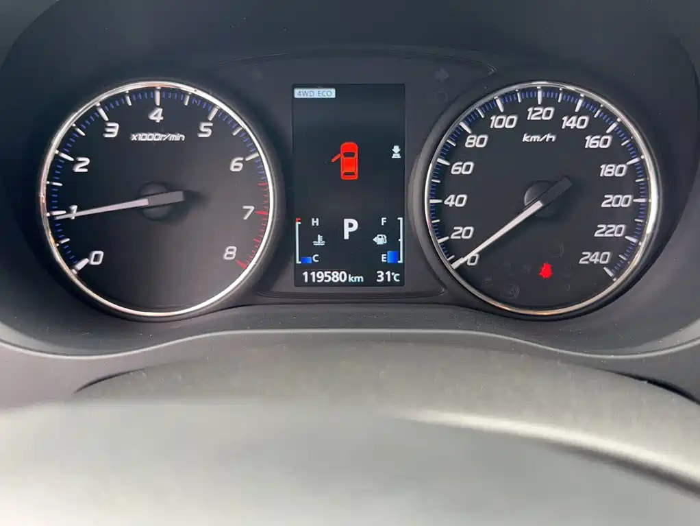 Outlander 2.4 L 4 WD Elite 5-seat