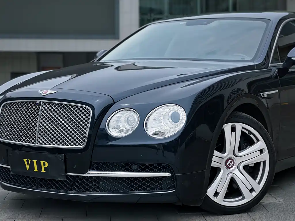 Flying Spur 4.0 T V8 S Standard