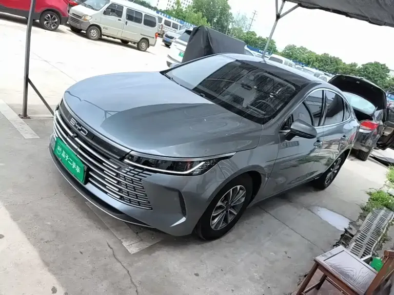 BYD Destroyer 05 Glory DM-i 55 KM Luxury