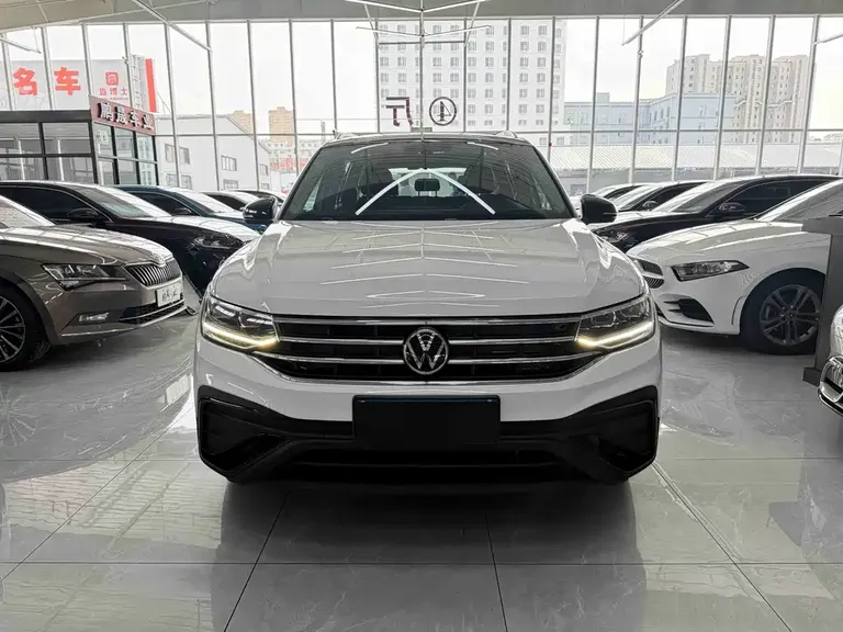 Volkswagen Tiguan L 280 TSI Auto 2 WD Trend Creative Limited