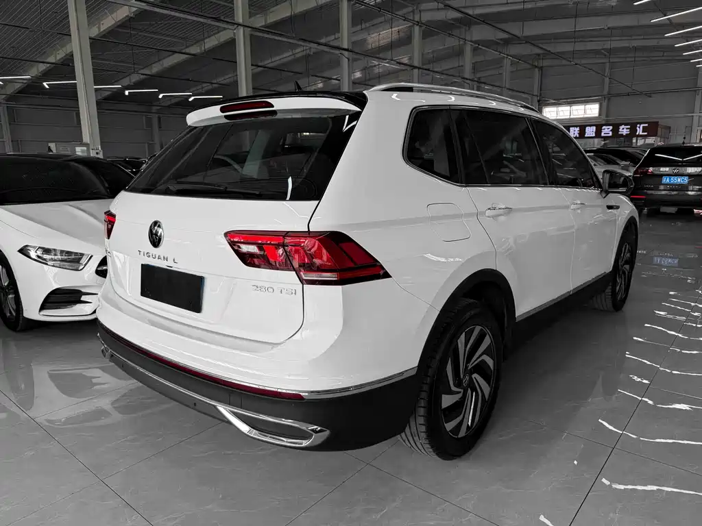 Tiguan L 280 TSI Auto 2 WD Trend Creative Limited