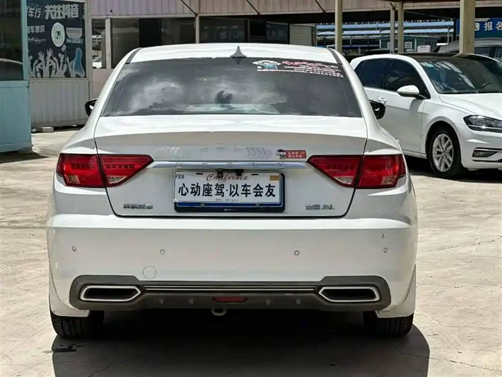 Emgrand GL 1.4 T DCT Elite Connected