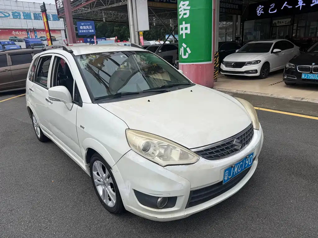Liana A6 Hatchback 1.4 L Manual Imagine