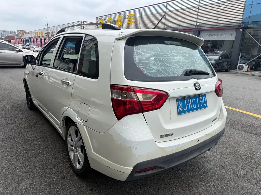 Liana A6 Hatchback 1.4 L Manual Imagine