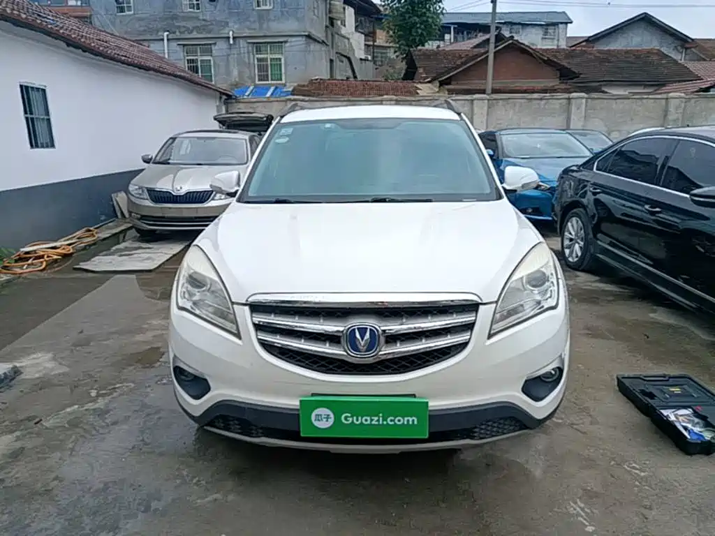Changan CS35 1.6 L Manual Luxury CN-IV