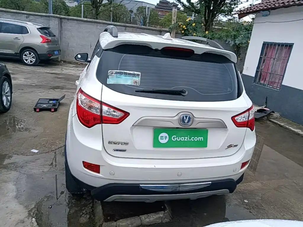 Changan CS35 1.6 L Manual Luxury CN-IV