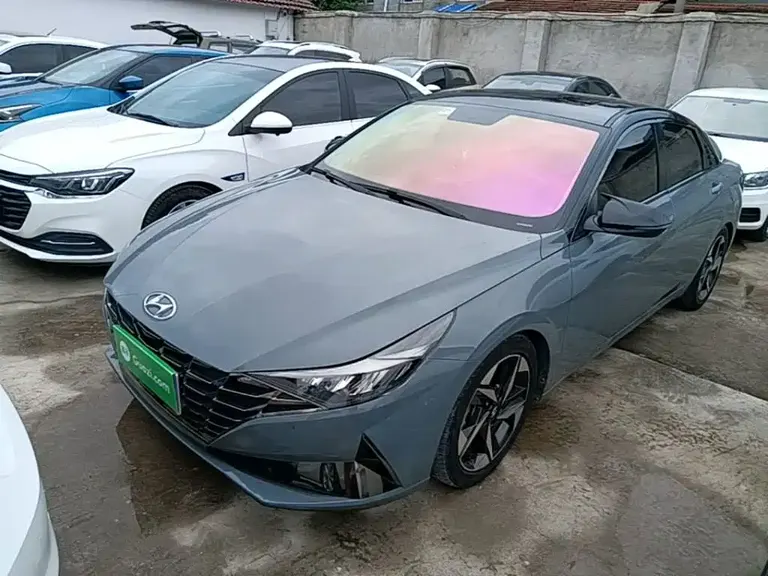 Hyundai Elantra 1.5 L CVT GLX Elite