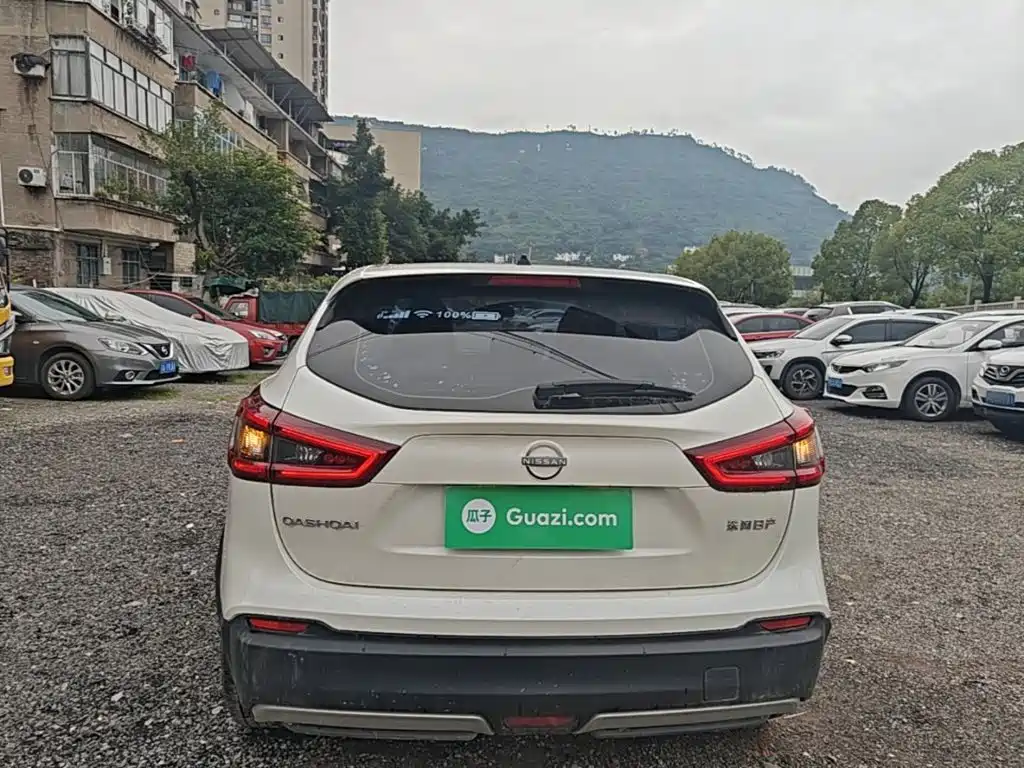 Qashqai Classic 2.0 L CVT XV Comfort