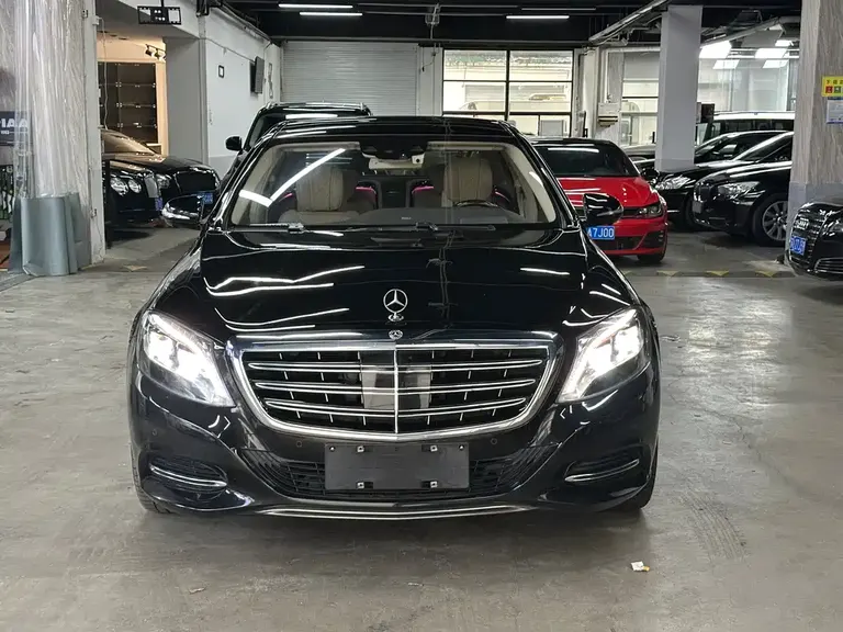 Mercedes-Benz Maybach S-Class S 600