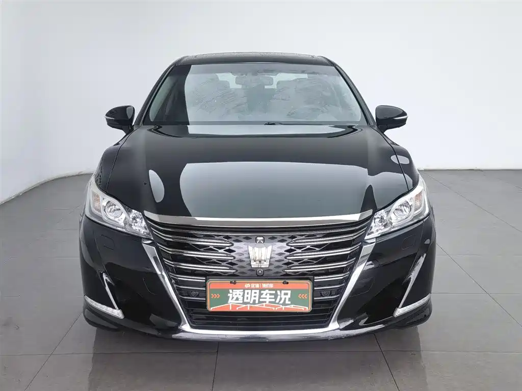 Crown 2.0 T Sport