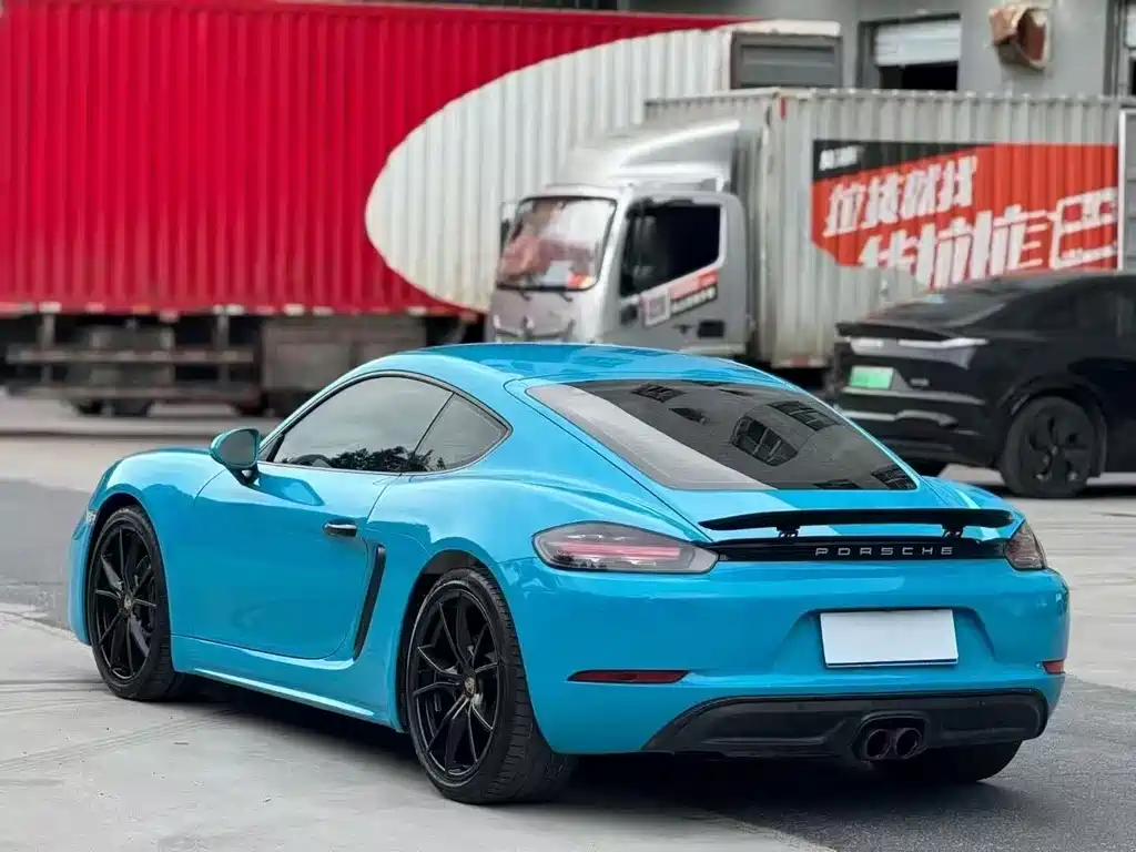 Porsche 718 Cayman 2.0 T