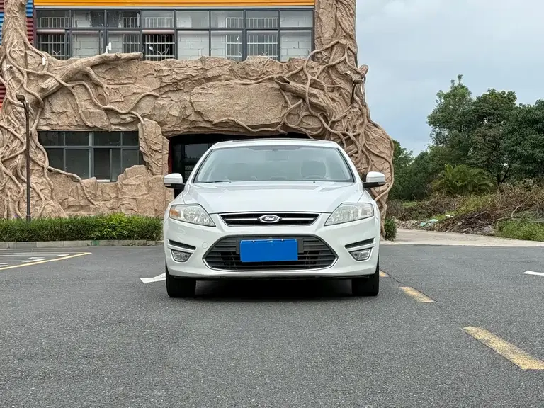 Ford Mondeo (Zhisheng) 2.3 L Fashion