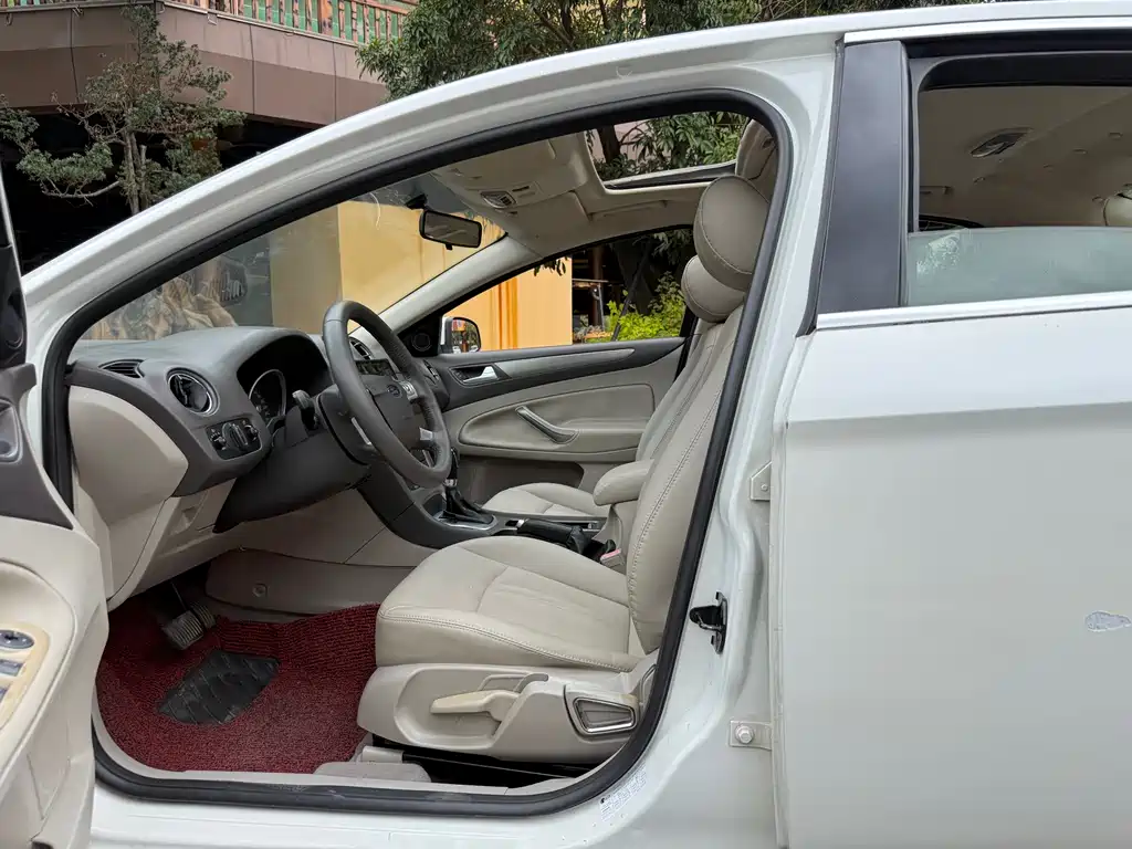 Mondeo (Zhisheng) 2.3 L Fashion