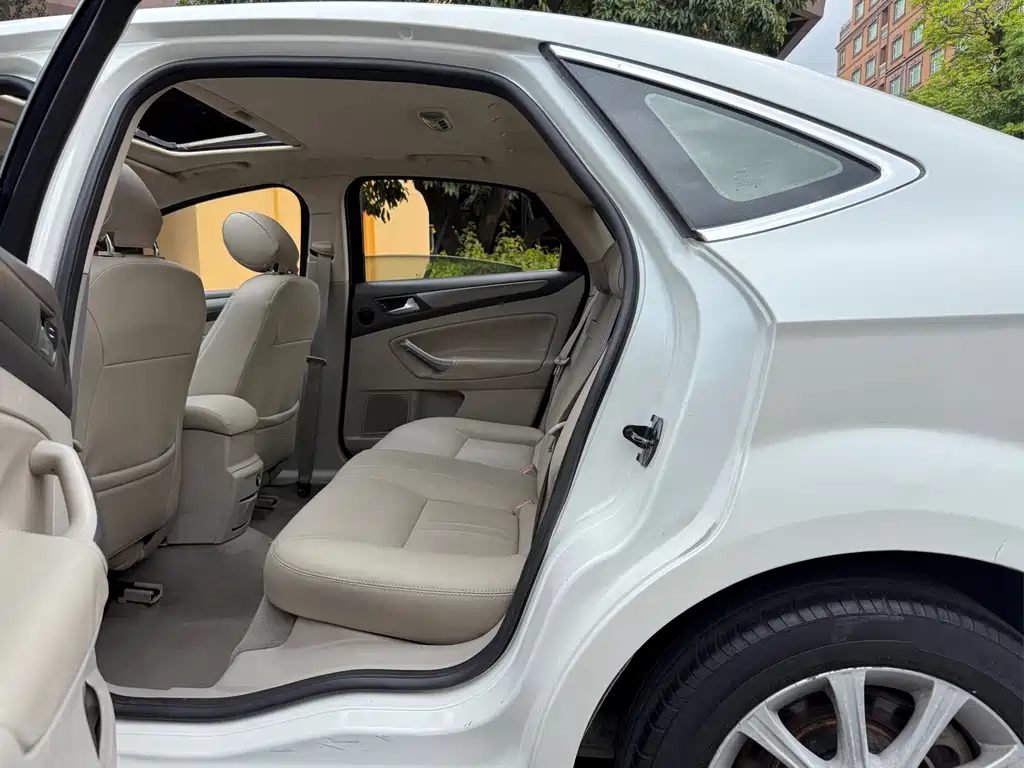 Mondeo (Zhisheng) 2.3 L Fashion