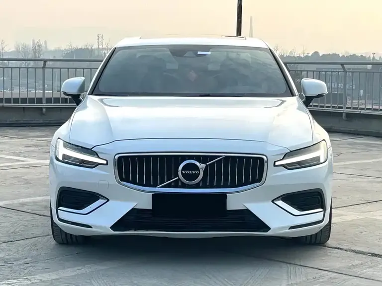 Volvo S60 T4 Smart Vision Sport