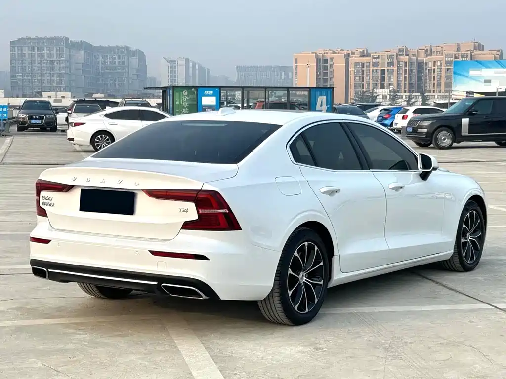 Volvo S60 T4 Smart Vision Sport
