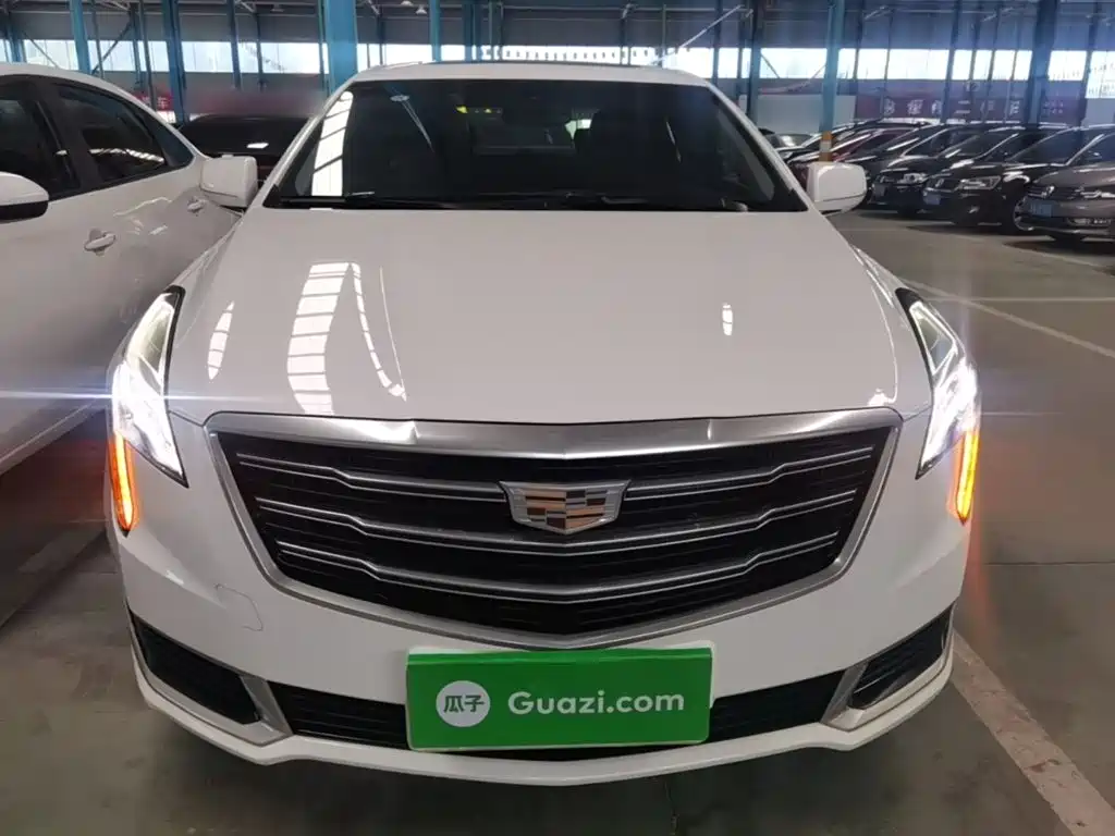 Cadillac XTS 28 T Tech