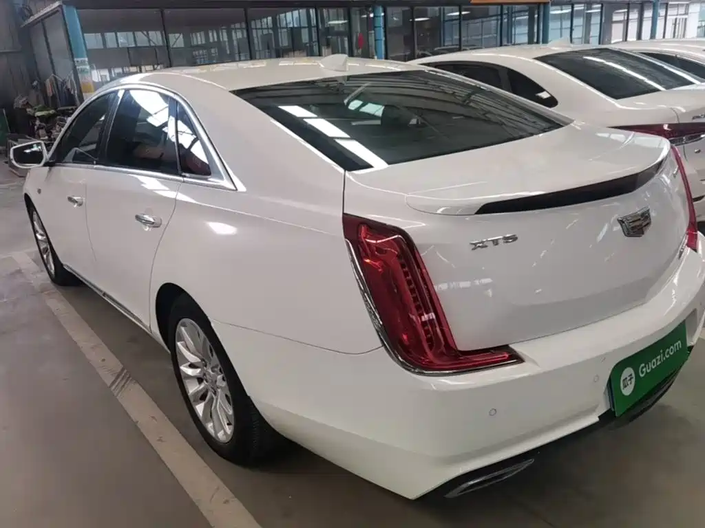 Cadillac XTS 28 T Tech
