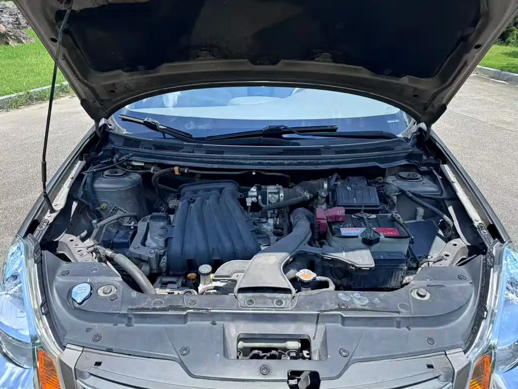 Sylphy Classic 1.6 XE Manual Comfort