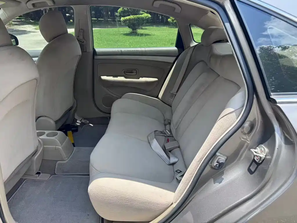 Sylphy Classic 1.6 XE Manual Comfort