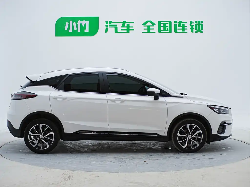 Emgrand S 1.4 T CVT Crossover Player