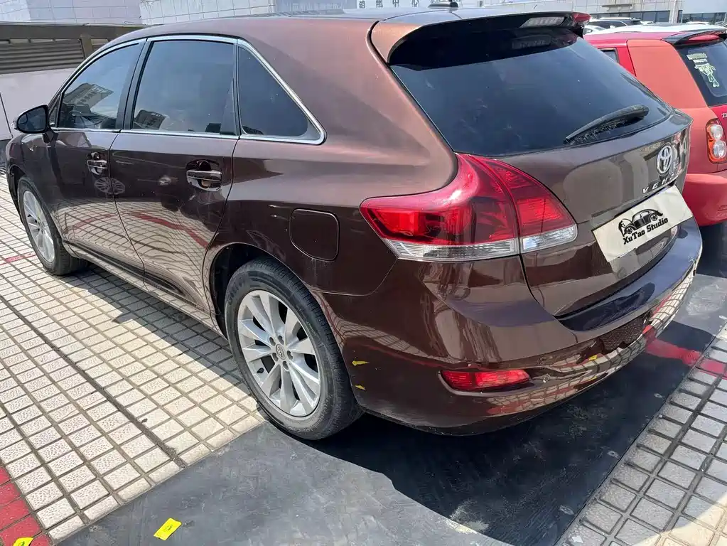 Venza (Import) 威飒(进口) 2013款 2.7 L 四驱豪华版