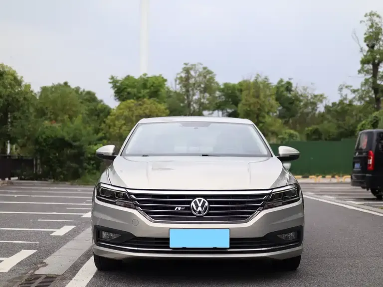 Volkswagen Lavida 280 TSI DSG Comfort CN-VI