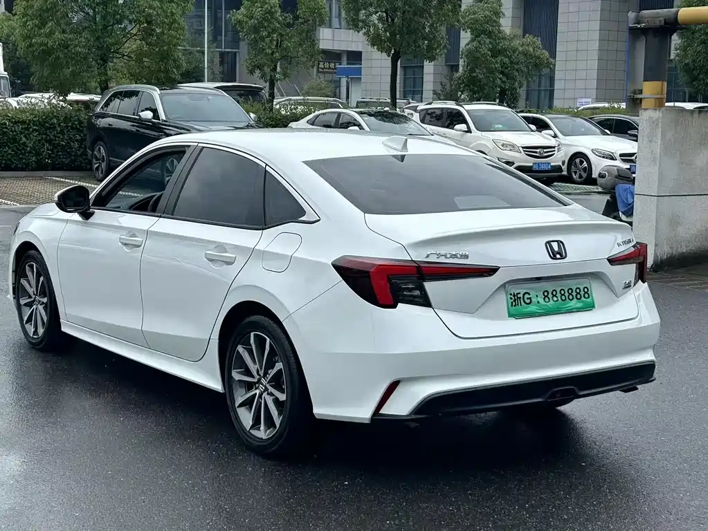 Integra 240 TURBO CVT Smart Enjoyment