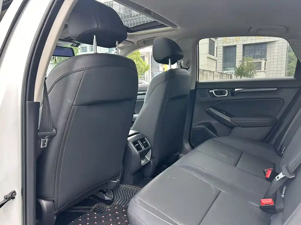 Integra 240 TURBO CVT Smart Enjoyment