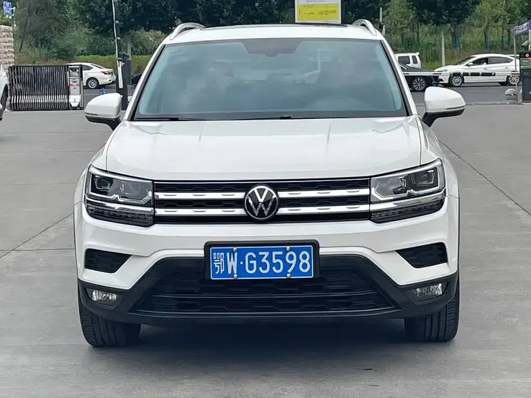 Volkswagen Tharu 280 TSI 2 WD Luxury