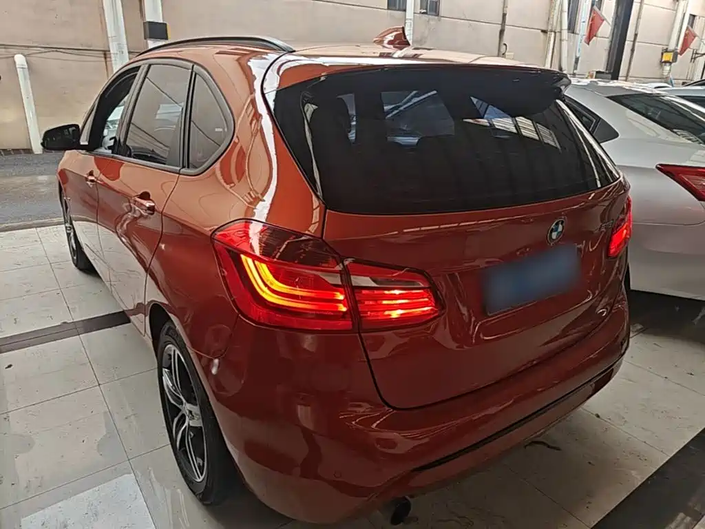 BMW 2 Series Active Tourer 218 i Sport Design Package
