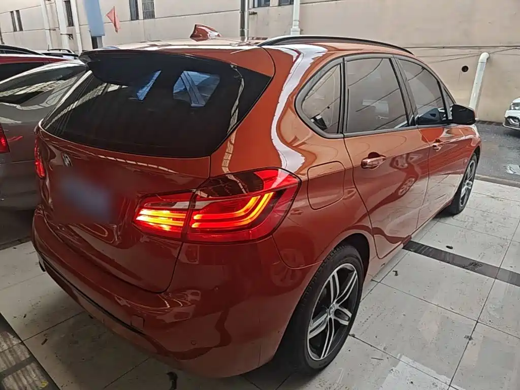 BMW 2 Series Active Tourer 218 i Sport Design Package