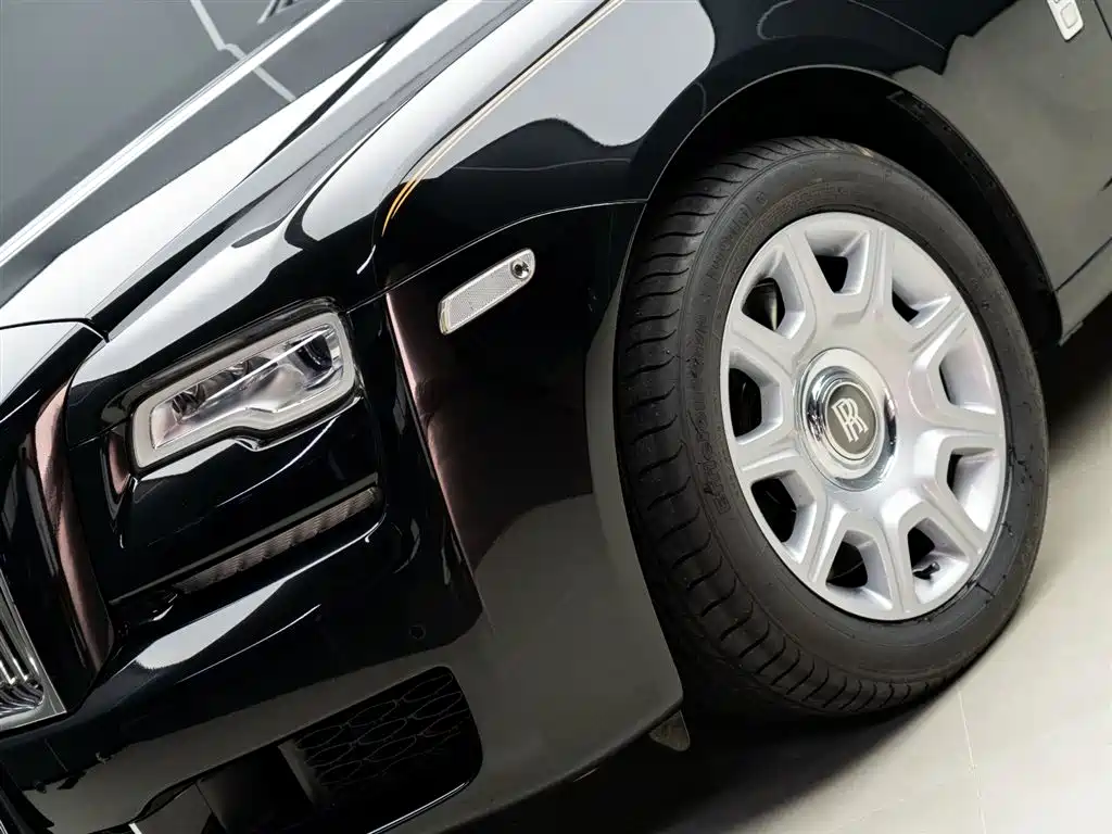 Ghost 6.6 T Standard Wheelbase