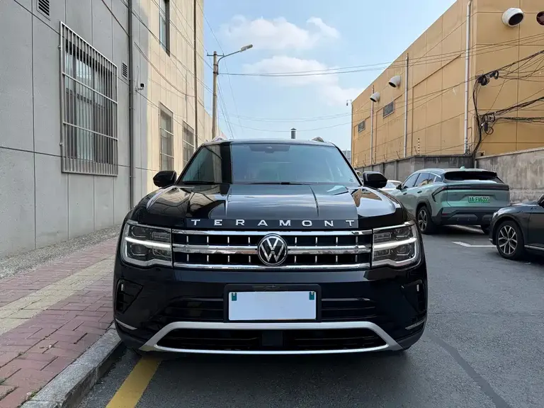 Volkswagen Teramont Teramont X Facelift 330 TSI 2 WD Luxury