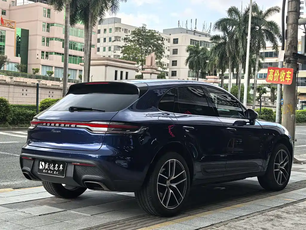 Macan Macan 2.0 T