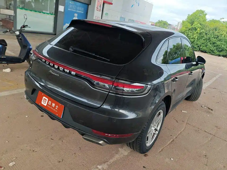 Macan Macan 2.0 T
