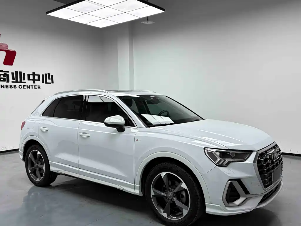 Audi Q3 35 TFSI Fashion Dynamic