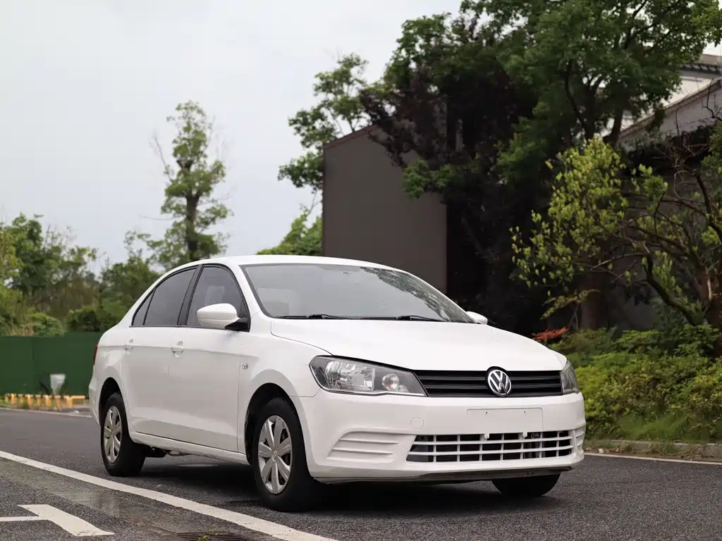 Jetta 1.6 L Manual Fashion