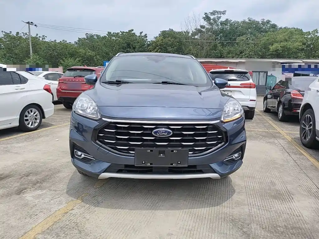 Escape EcoBoost 245 2 WD Shine Enjoyment