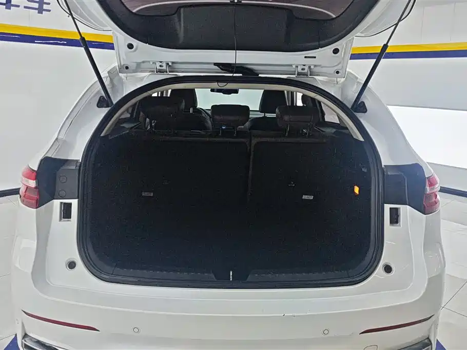 Haval F7 1.5 T 2 WD i