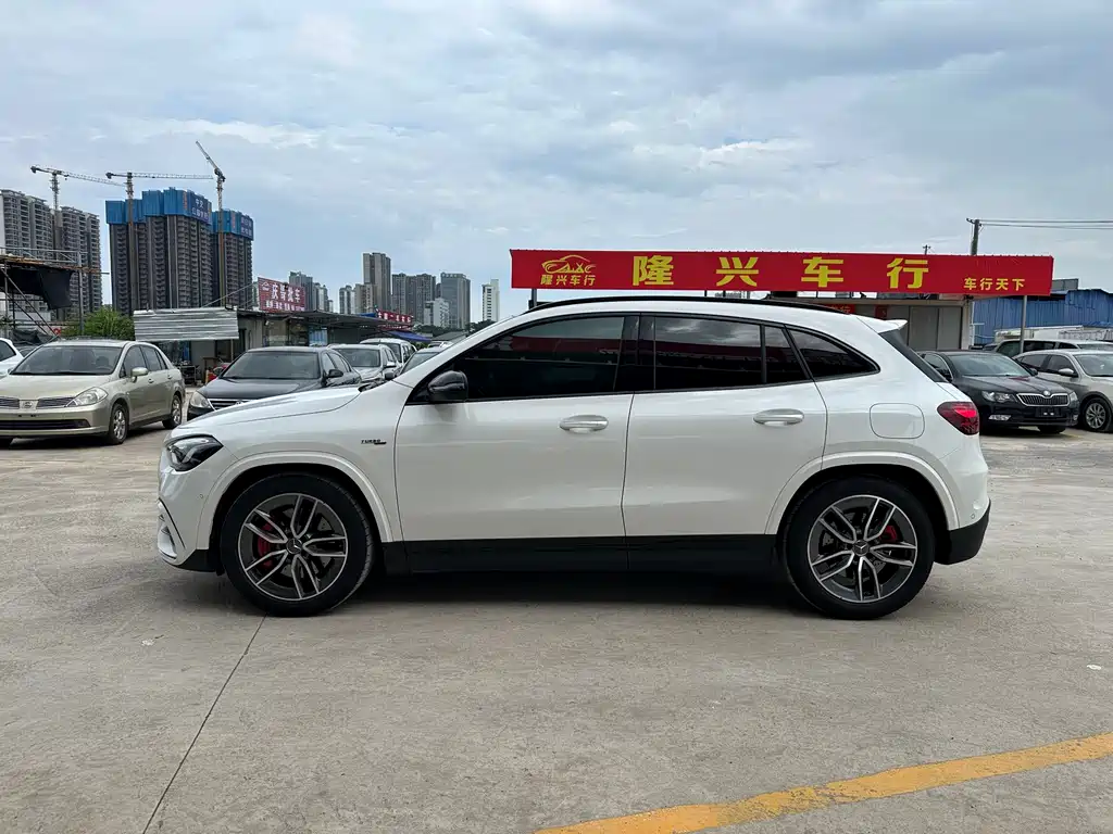 Mercedes-Benz GLA AMG AMG GLA 35 4 MATIC