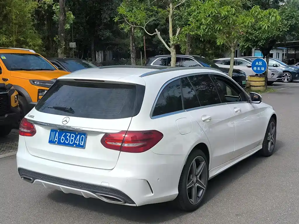 Mercedes-Benz C-Class (Import) C 200 Touring Sedan