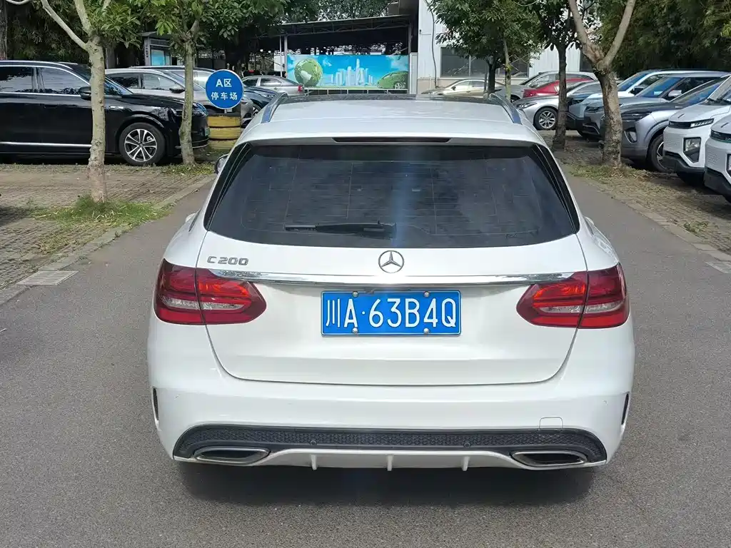 Mercedes-Benz C-Class (Import) C 200 Touring Sedan