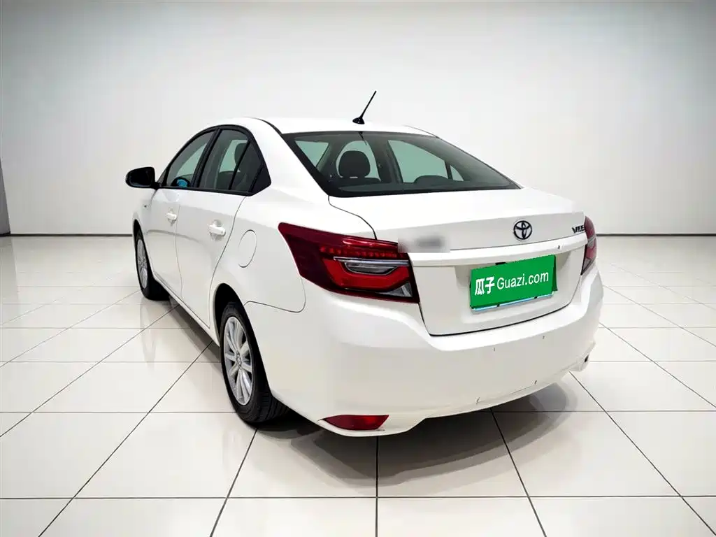 Vios 1.5 L CVT Creation