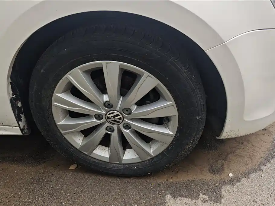 Sagitar Facelift 1.6 L Auto Comfort