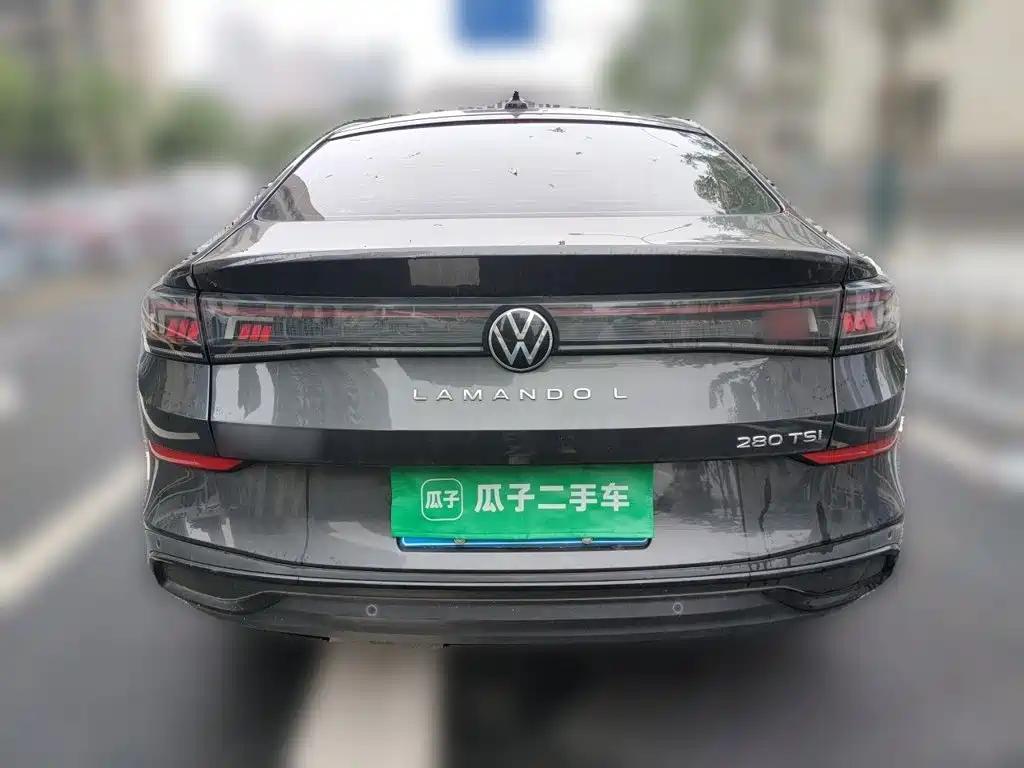 Lamando Lamando L 280 TSI DSG Hot