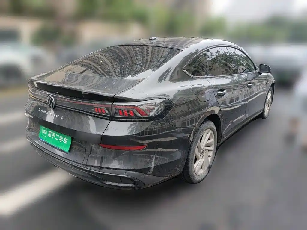 Lamando Lamando L 280 TSI DSG Hot