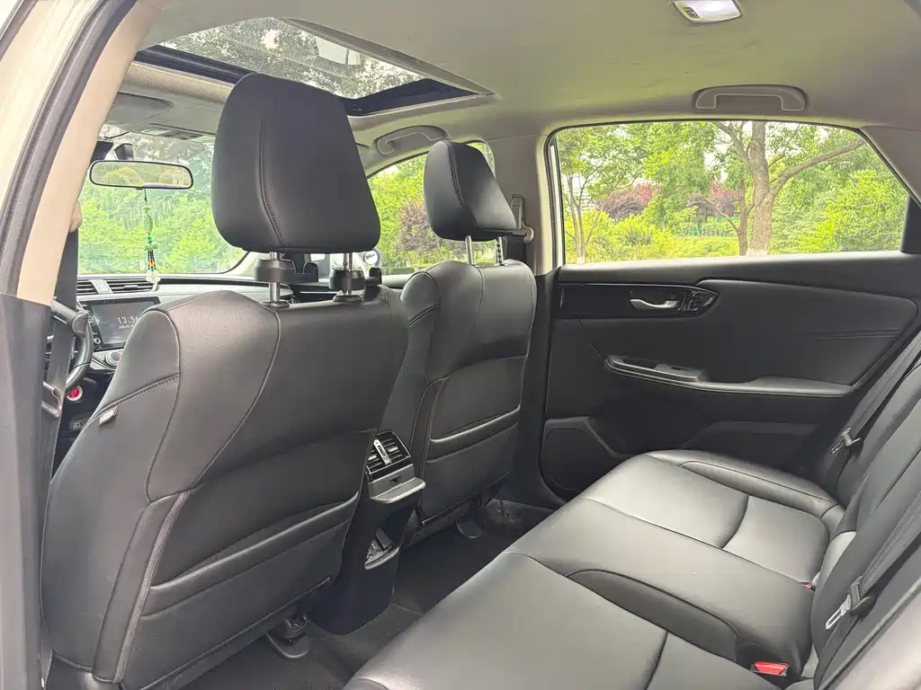 Crider 180 Turbo CVT Luxury