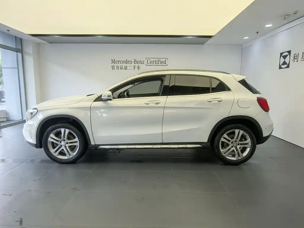 Mercedes-Benz GLA GLA 200 Dynamic